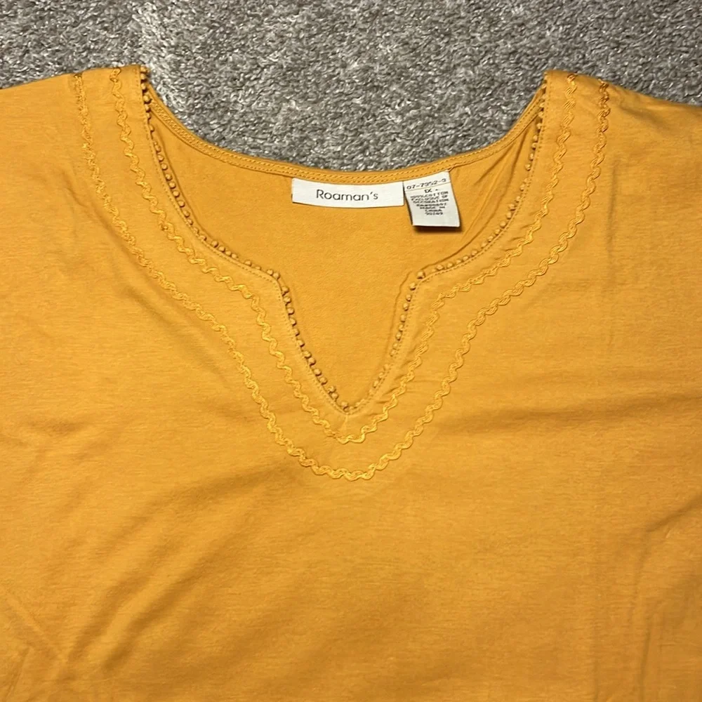EUC Roaman’s Womans Plus Size Top‎ Shirt Gold Tassal Embroidered 1X Cotton Beach - Picture 2 of 16